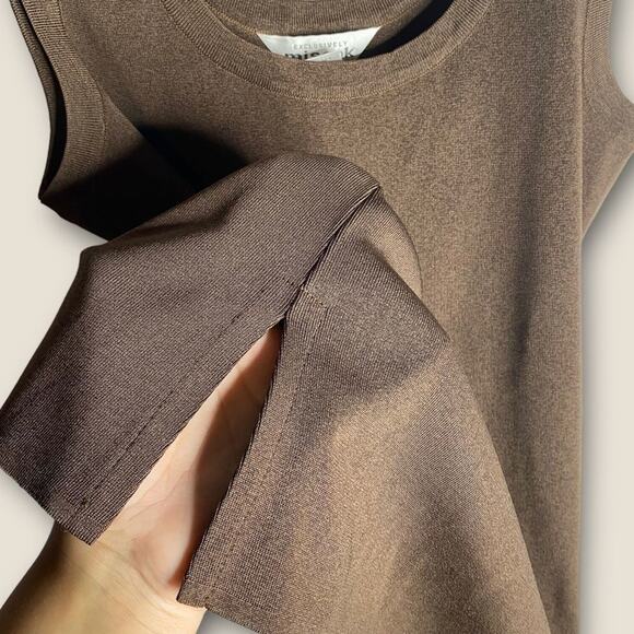 Misook Classic Mahogany Knit Tank top small - Picture 6 of 6